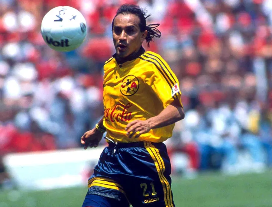Raúl Gutiérrez en juego con América