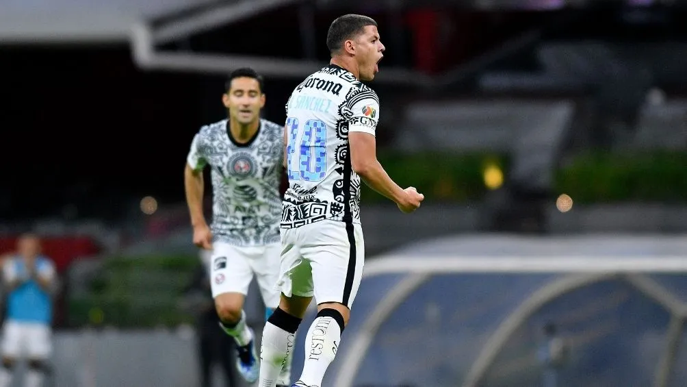 Richard Sánchez festeja un gol