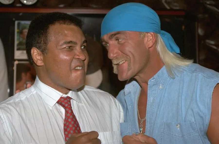 AP Muhammad Ali apareció cono referee