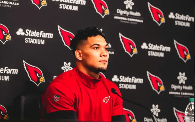 El corredor, en conferencia con Arizona