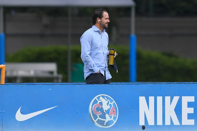 IMAGO7 El directivo de las Águilas en las instalaciones de Coapa