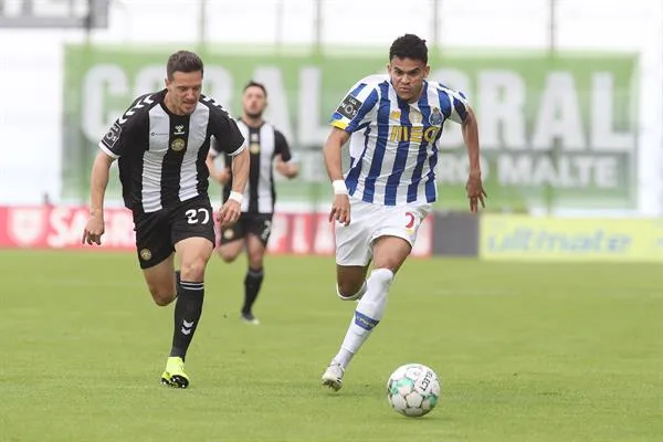 EFE Porto venció al Nacional