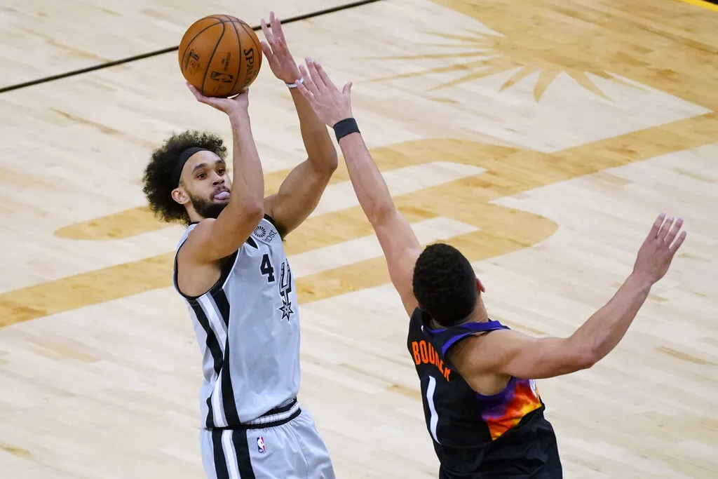 Spurs fue multado por violar regla de descansos