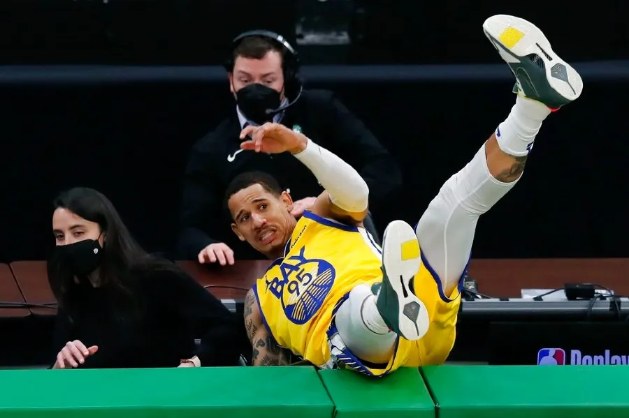 Juan Toscano durante un partido con los Warriors