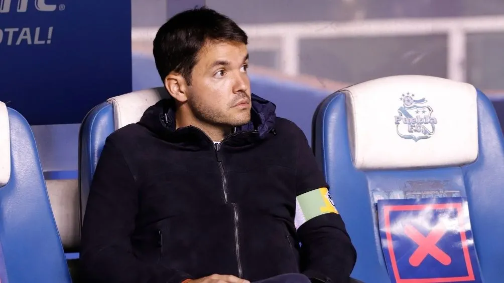 Larcamón un partido con el Puebla