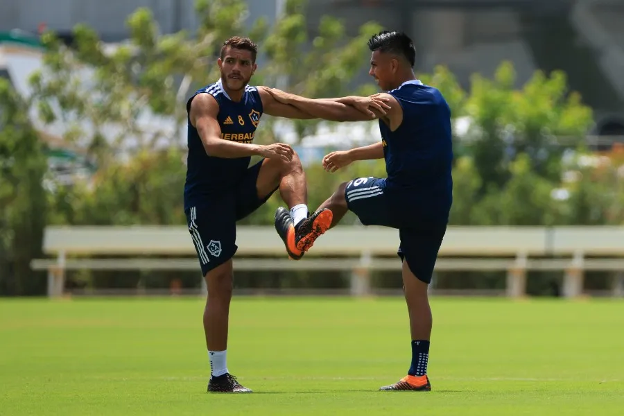TWITTER @LAGALAXY Jonathan dos Santos durante un entrenamiento del Galaxy