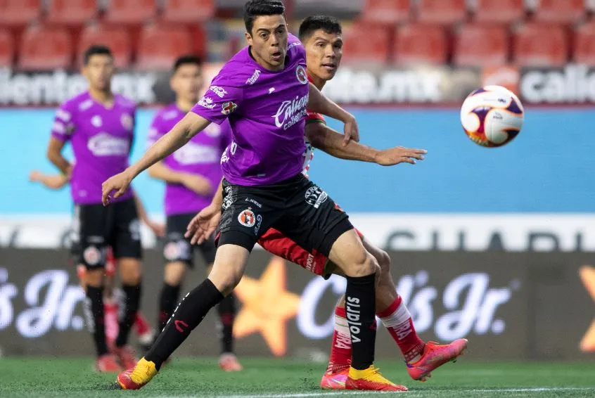 Acciones entre Xolos y Necaxa