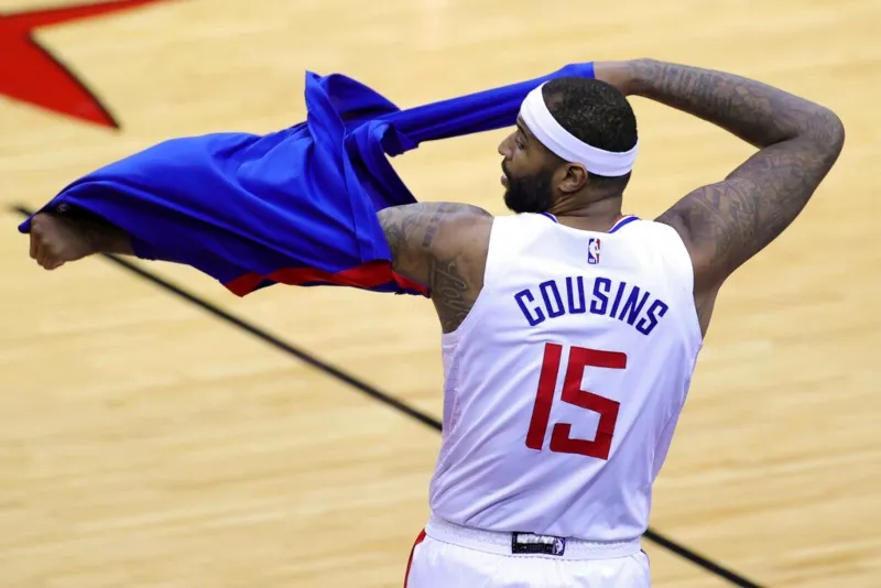 AP DeMarcus Cousins en acción