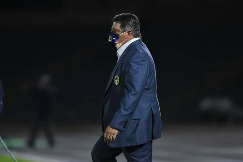IMAGO7 Miguel Herrera en partido con América
