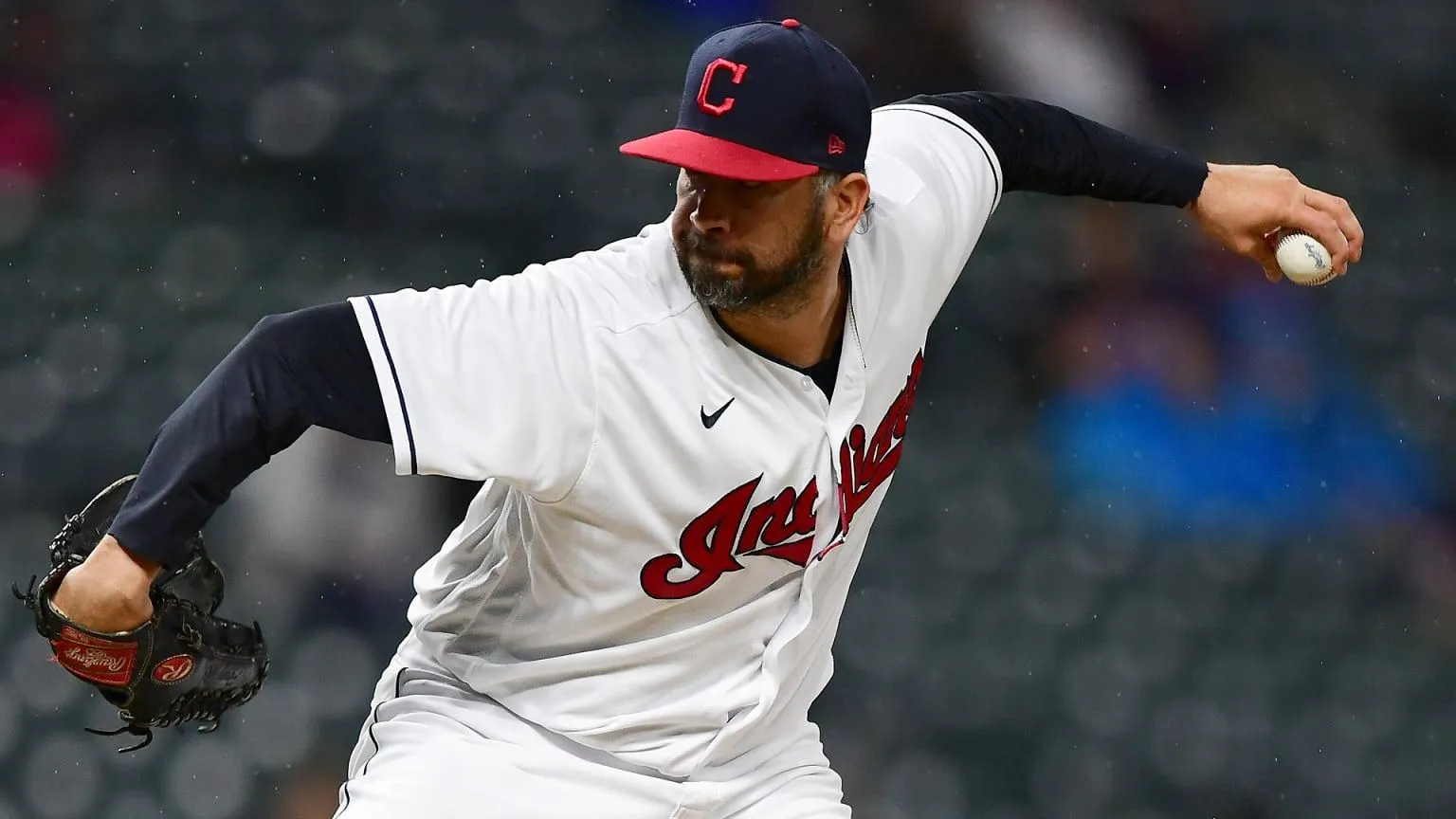 Oliver Pérez en acción con Cleveland