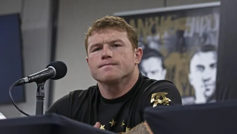 MEXSPORT Canelo Álvarez durante un evento