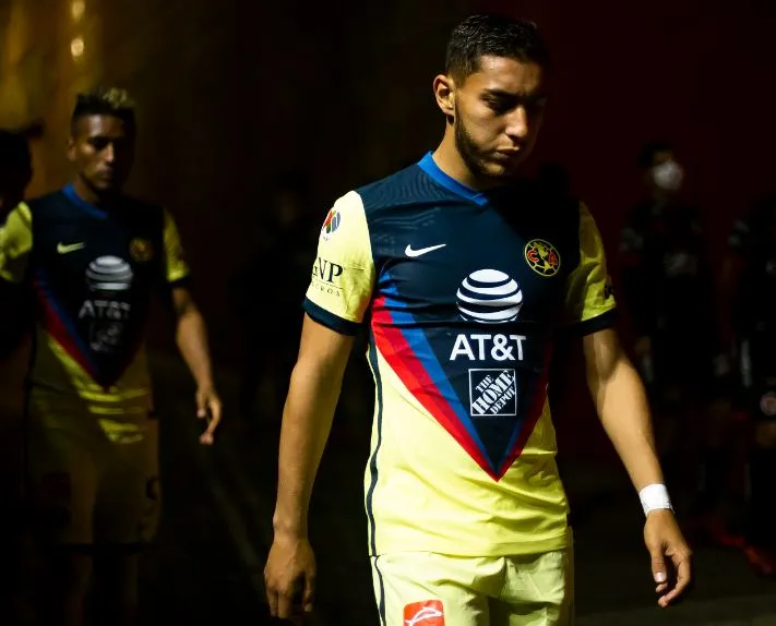 IMAGO7 Cáceres, previo a un juego de las Águilas