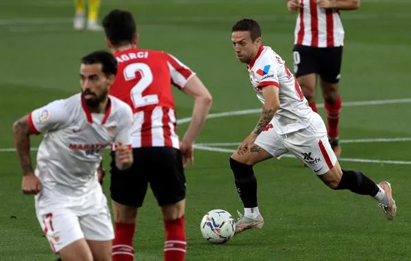 Acciones entre el Sevilla y el Athletic