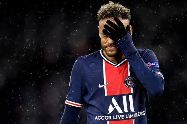 Neymar en lamento con PSG ante Manchester City