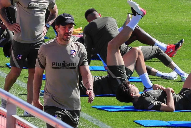 Diego Simeone durante una sesión del Atlético