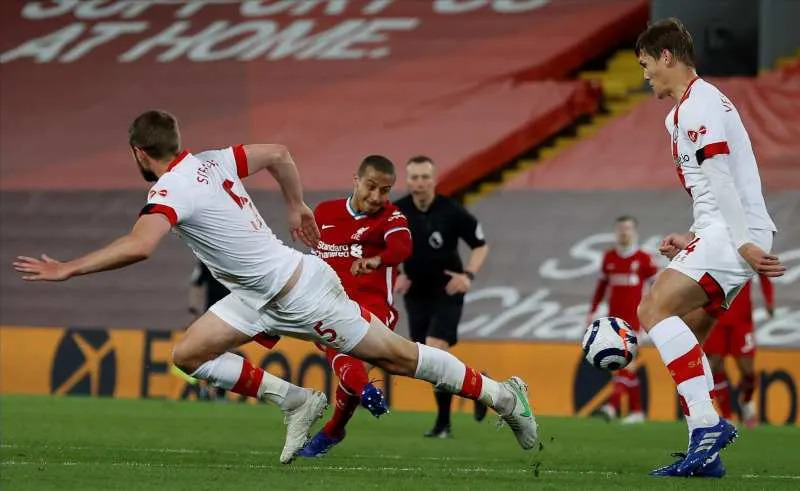 EFE Liverpool en partido