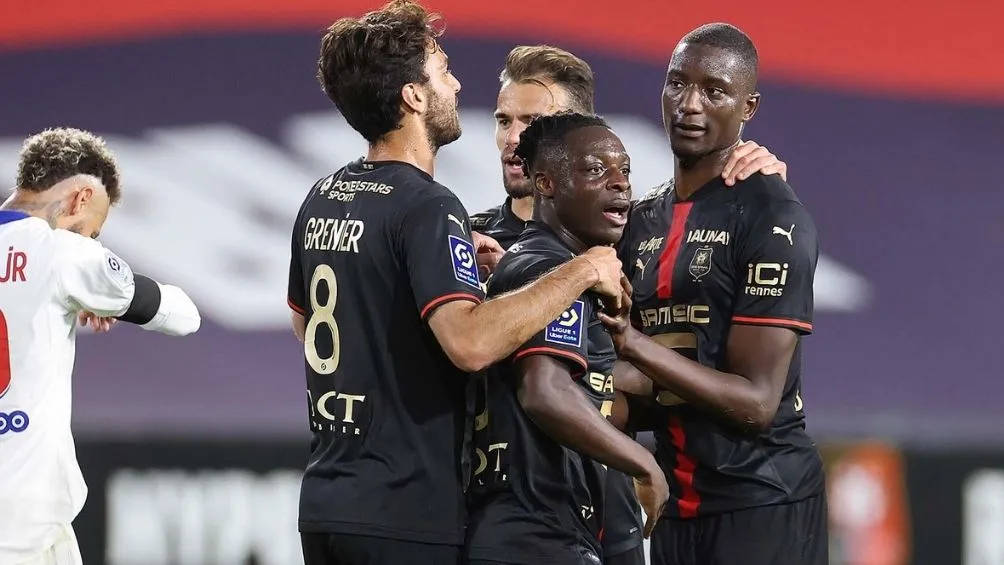 PSG y Stade Rennes repartieron puntos