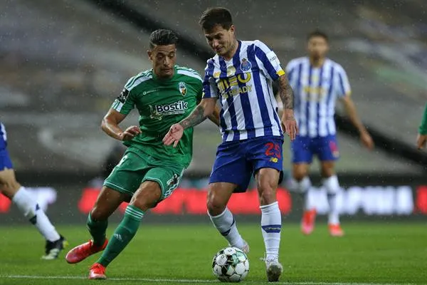 Porto goleó al Farense