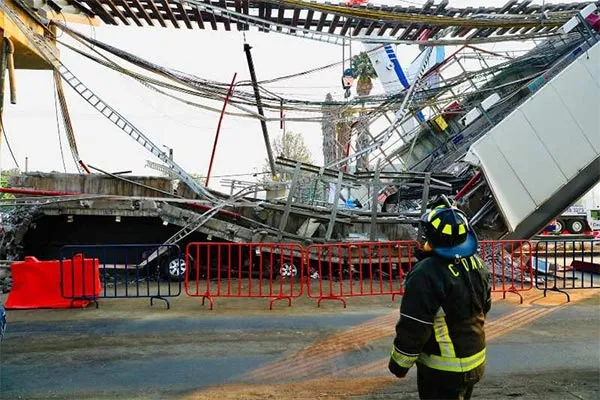 Los escombros tras lo ocurrido en Línea 12