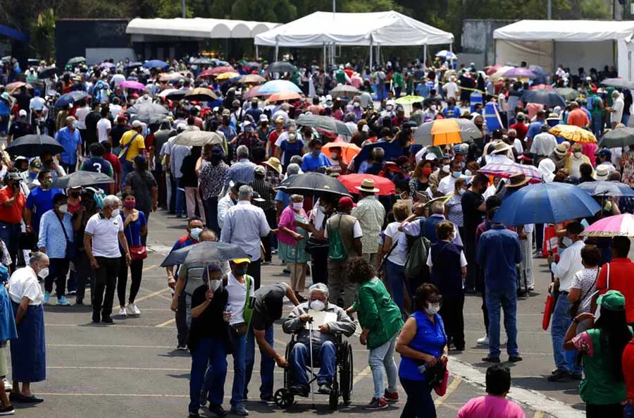 AP Habitantes de la Ciudad de México