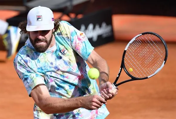 Reilly Opelka en acción