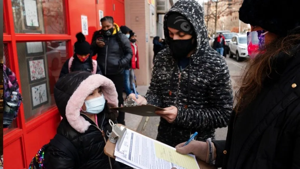 AP En escuelas continuará el uso de cubrebocas