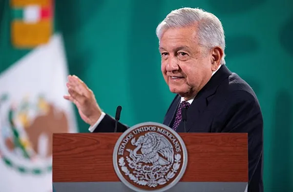 Andrés Manuel López Obrador en conferencia