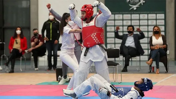 El combate entre María Espinoza y Briseida Acosta