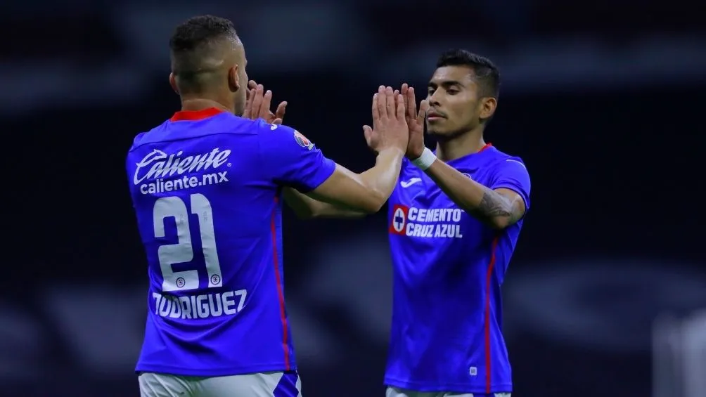 Cabecita y Pineda interesan en Monterrey