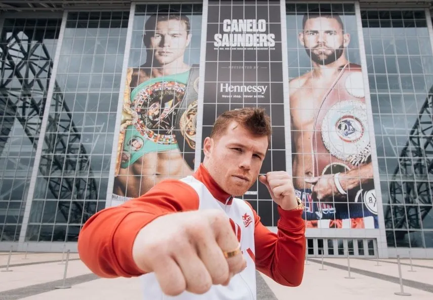 Canelo Álvarez a las afueras del AT&amp;T Stadium previo a su pelea con Saunders