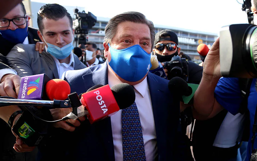 El Piojo cuestionado por los medios