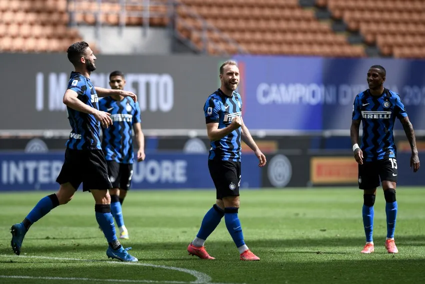 Jugadores del Inter de Milán festejando un gol a favor