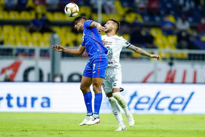 IMAGO7 Pachuca vs Cruz Azul en partido