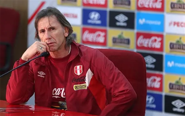 Ricardo Gareca en conferencia de prensa