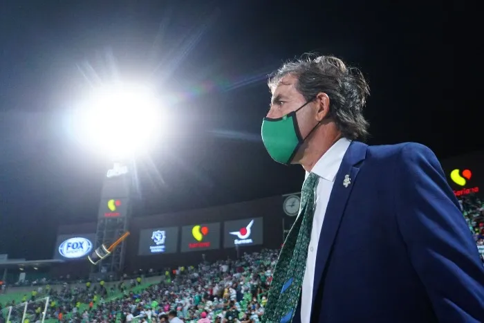 Guillermo Almada, DT de Santos Laguna