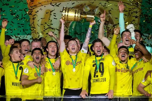 AP Jugadores del Borussia en festejo