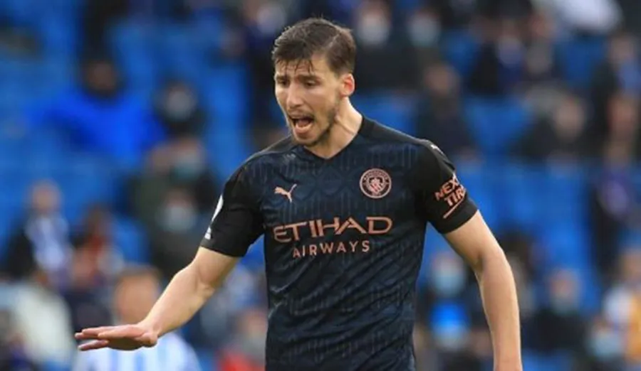 Rúben Dias en juego del City