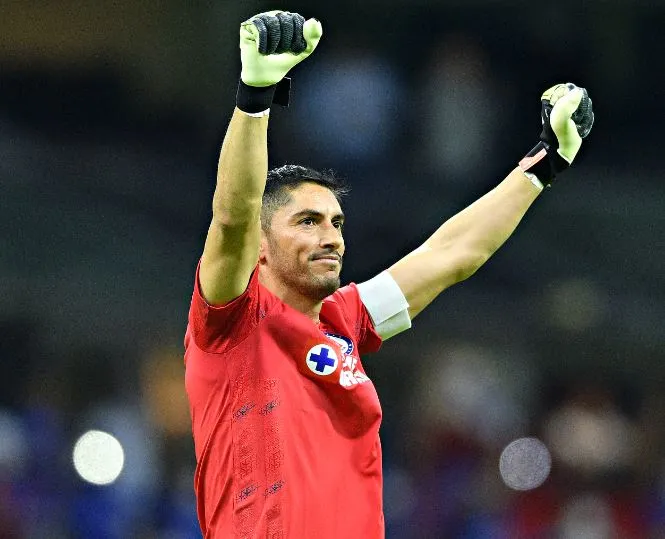 IMAGO7 Corona festeja triunfo de La Máquina