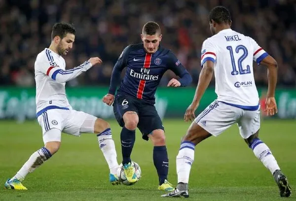 Marco Verratti en acción con el PSG