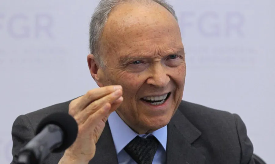 Alejndro Gertz Manero, Fiscal General de la República, en conferencia