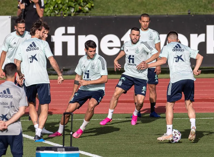 Jugadores españoles se llevaron su cama a la concentración