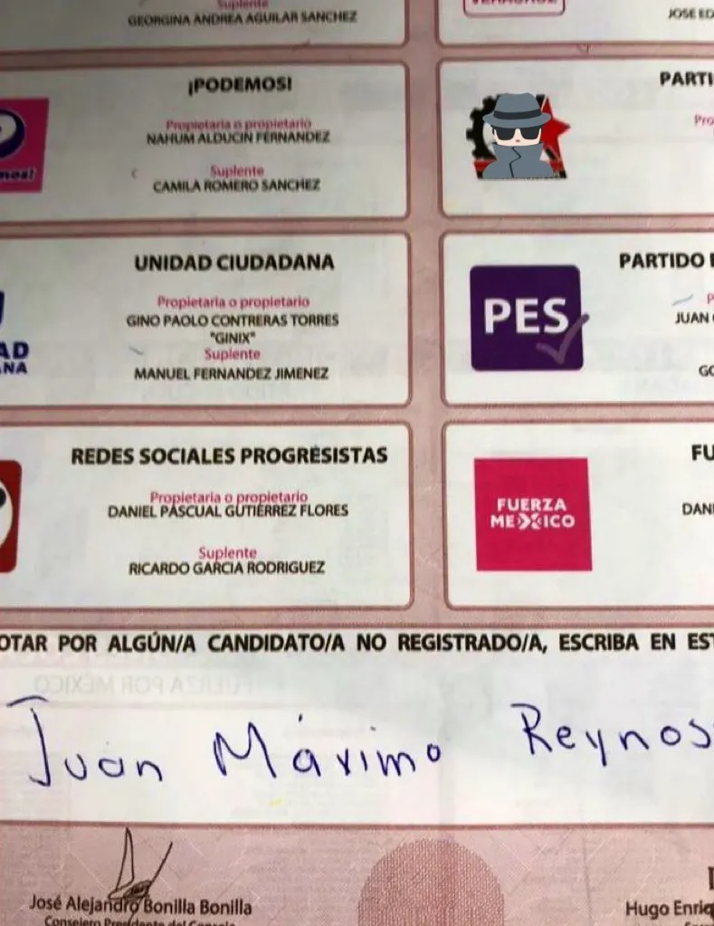 Boleta electoral con el nombre de Juan Reynoso