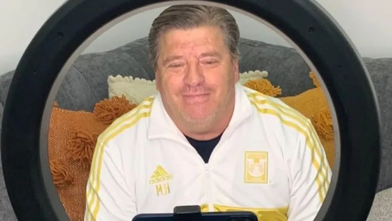 INSTAGRAM @miguelherreradt Miguel Herrera grabando video