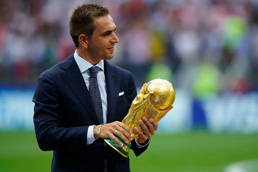 IMAGO7 Philipp Lahm con la Copa del Mundo