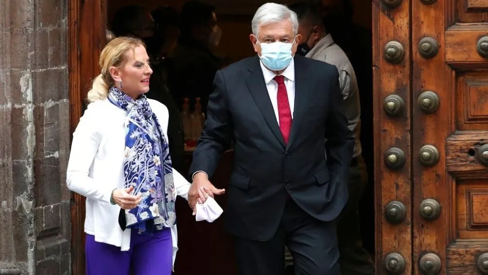 López Obrador con cubrebocas