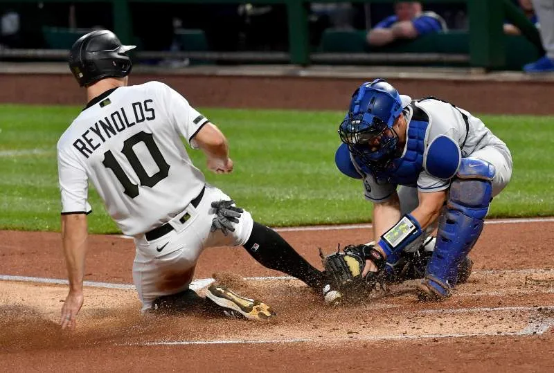 AP Dodgers vs Pirates