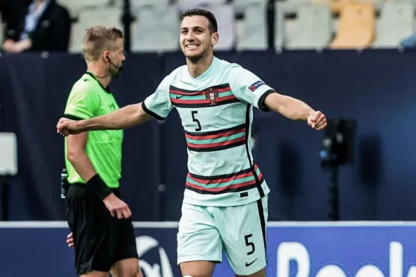 Diogo Dalot con la selección de Portugal Sub 21