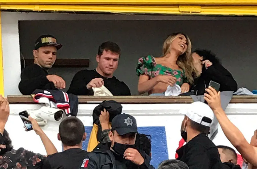 Saúl Álvarez en el Estadio Jalisco