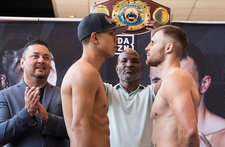 TWITTER Munguía y Szeremeta en ceremonia de pesaje