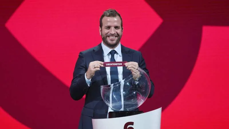 Van Der Vaart en presentación